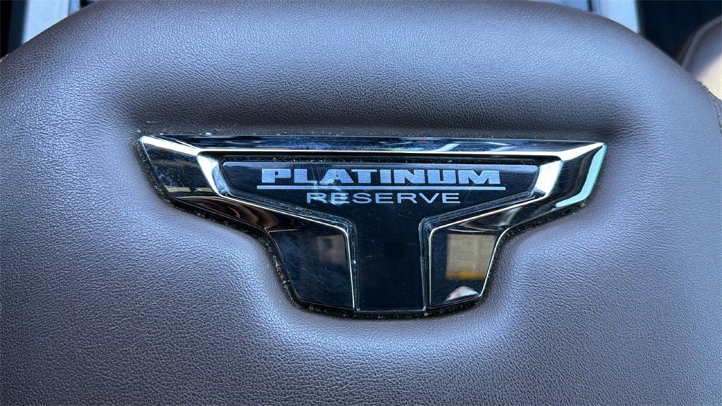 2023 Nissan Titan Platinum Reserve