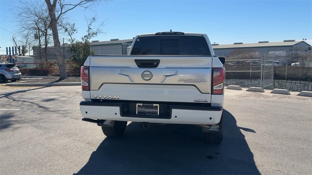 2023 Nissan Titan Platinum Reserve