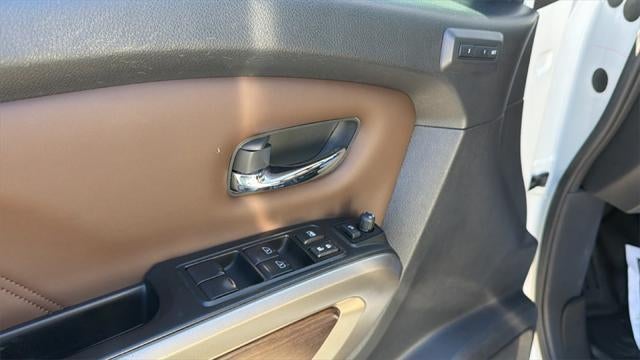2023 Nissan Titan Platinum Reserve
