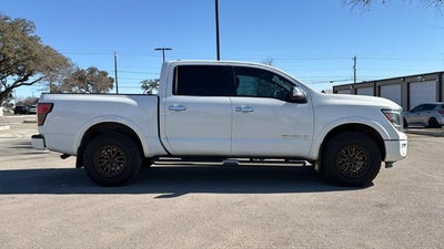 2023 Nissan Titan Platinum Reserve