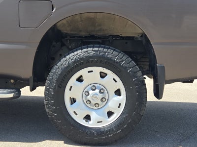2016 Nissan Titan SV