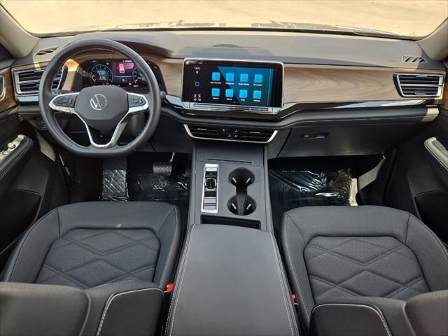 2025 Volkswagen Atlas 2.0T SE