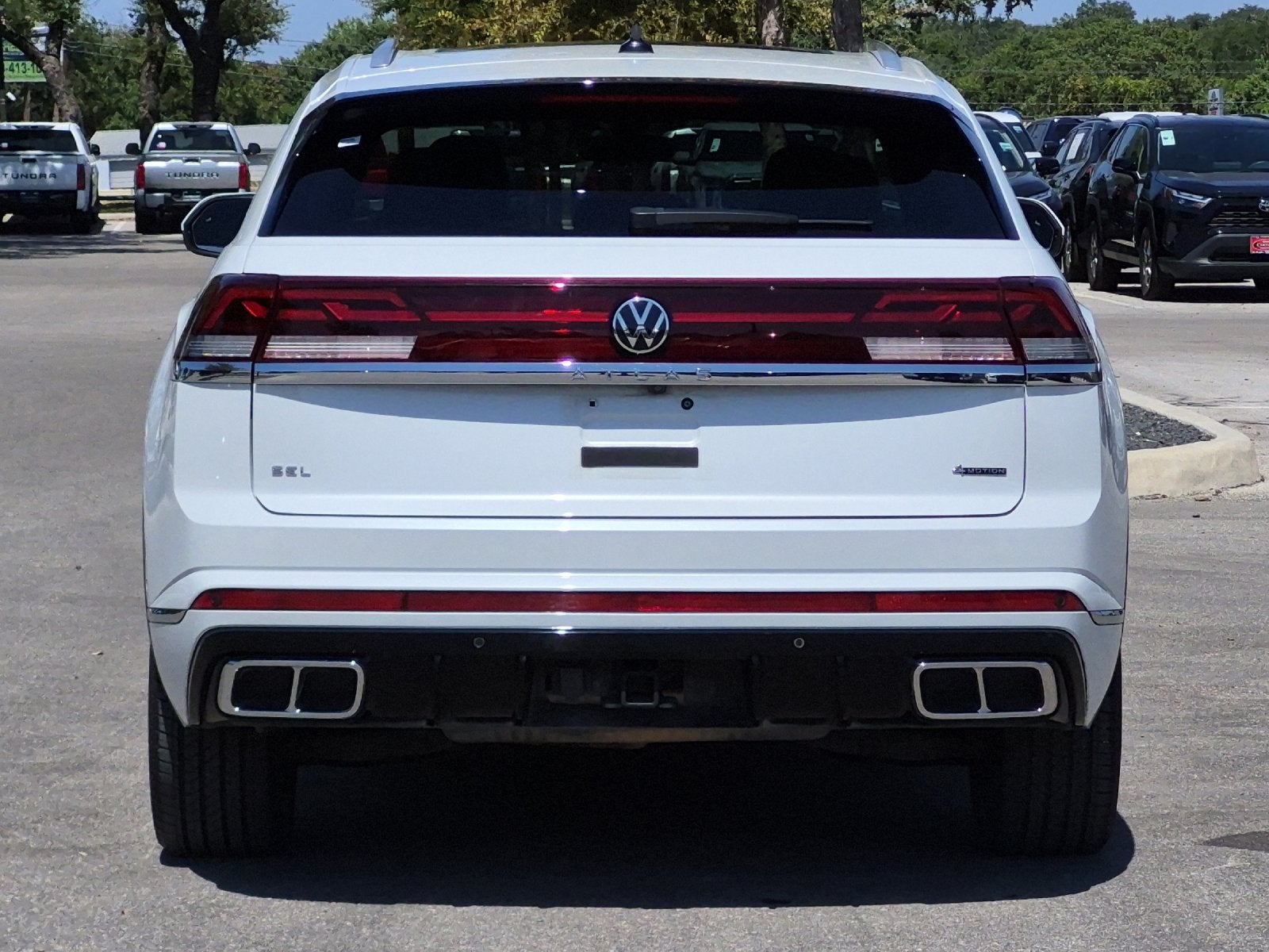 2024 Volkswagen Atlas Cross Sport 2.0T SEL Premium R-Line