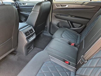 2024 Volkswagen Atlas Cross Sport 2.0T SEL Premium R-Line