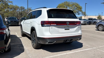 2025 Volkswagen Atlas 2.0T SE w/Technology
