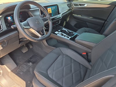 2024 Volkswagen Sport 2.0T SE w/Technology