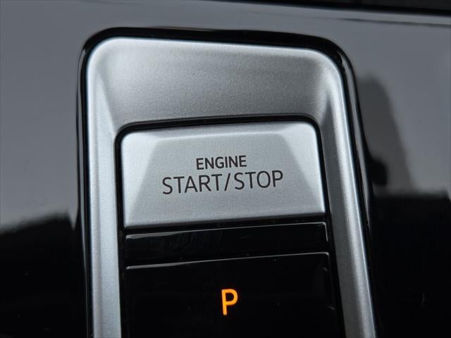 2024 Volkswagen Sport 2.0T SE w/Technology