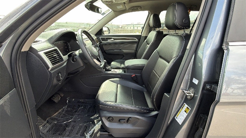 2022 Volkswagen Atlas 2.0T SE w/Technology