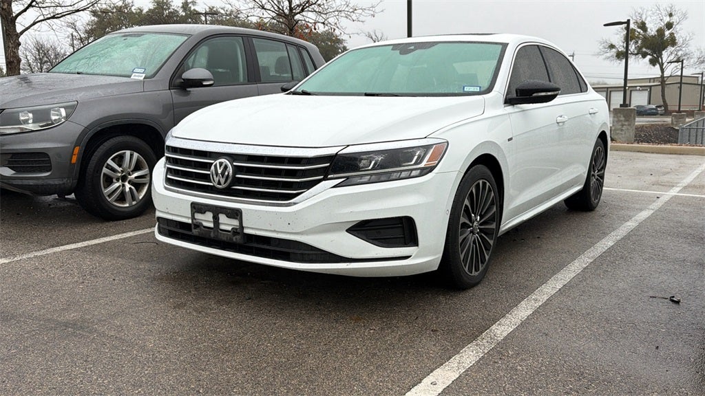 2022 Volkswagen Passat 2.0T Limited Edition