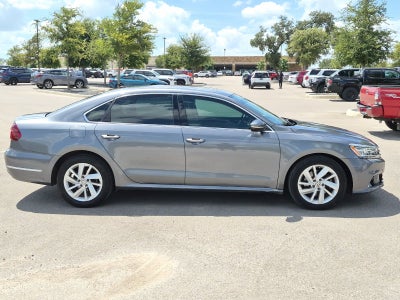 2018 Volkswagen Passat 2.0T SE