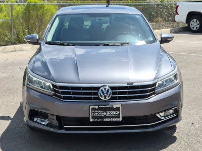 2018 Volkswagen Passat 2.0T SE