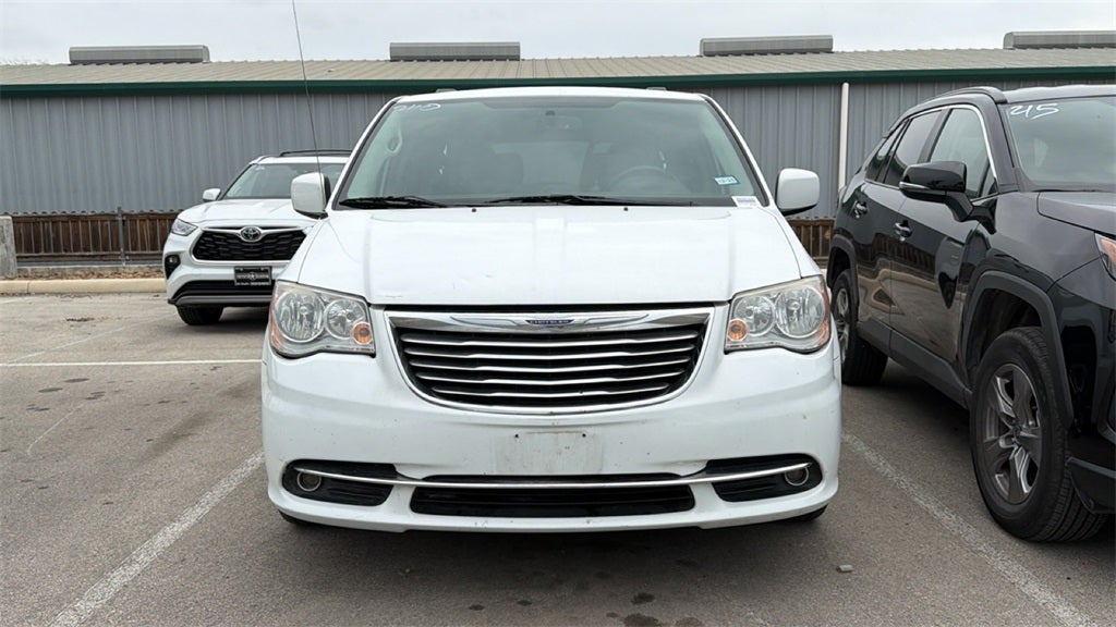 2016 Chrysler Town & Country Touring