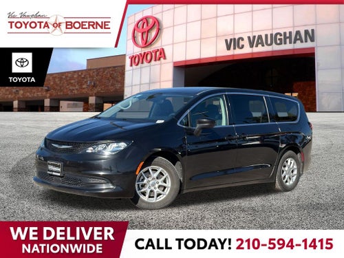 2023 Chrysler Voyager LX