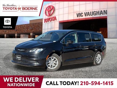 2023 Chrysler Voyager LX