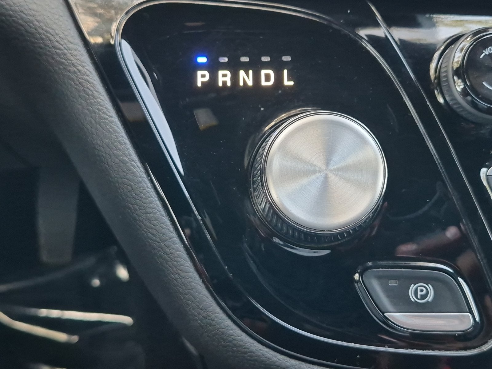 2024 Chrysler Pacifica Hybrid Select S Appearance