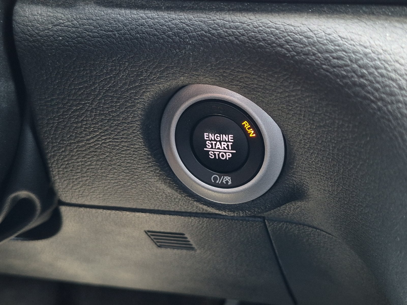 2024 Chrysler Pacifica Hybrid Select S Appearance