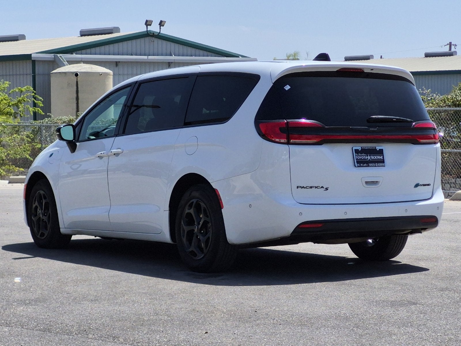 2024 Chrysler Pacifica Hybrid Select S Appearance