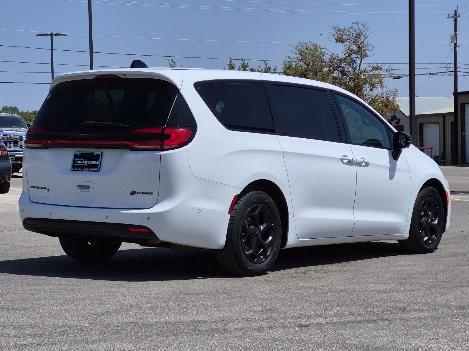2024 Chrysler Pacifica Hybrid Select S Appearance