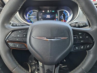 2024 Chrysler Pacifica Hybrid Select S Appearance