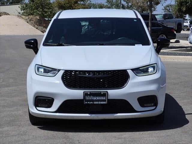 2024 Chrysler Pacifica Hybrid Select S Appearance