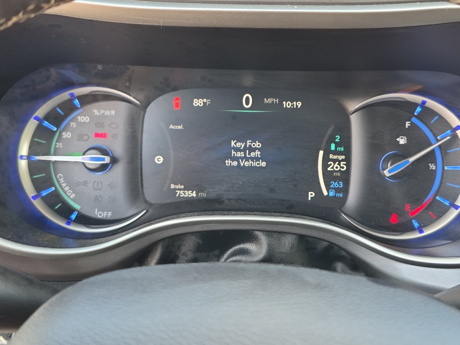 2024 Chrysler Pacifica Hybrid Select
