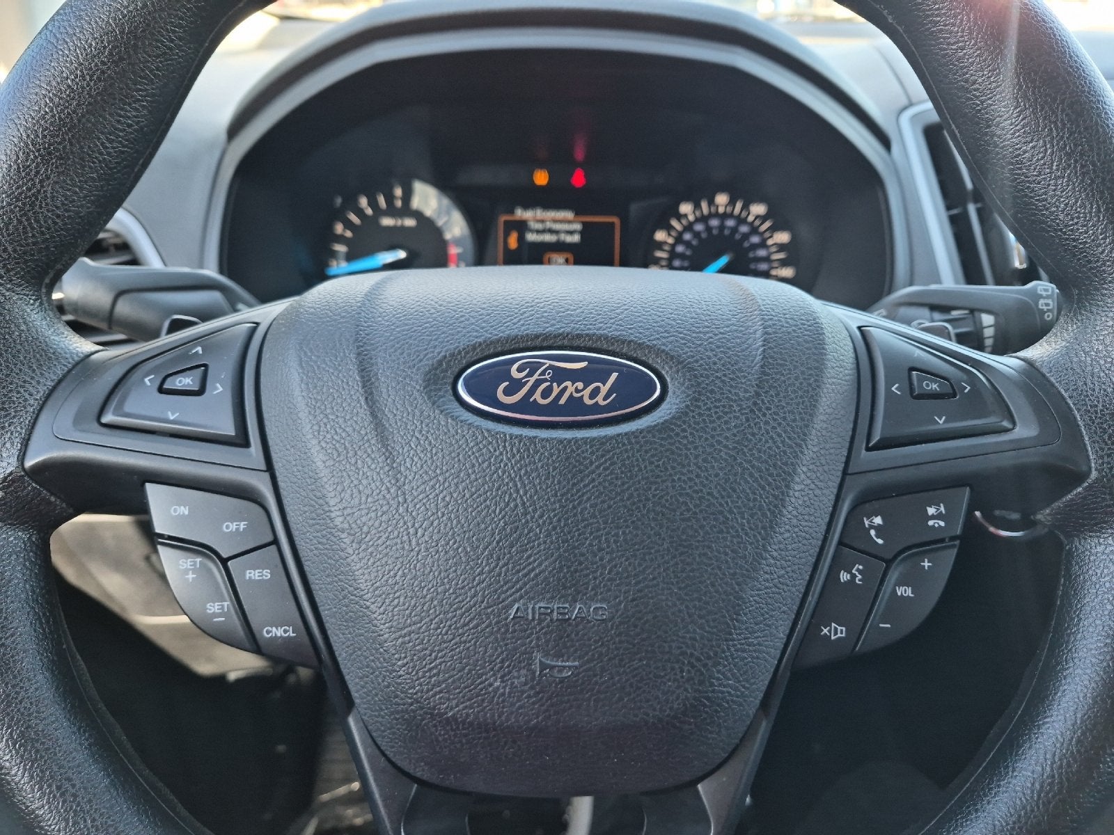 2017 Ford Edge SE