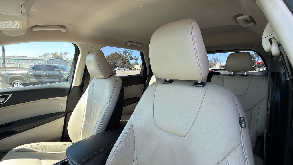 2020 Ford Edge Titanium