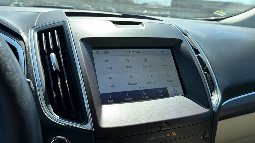 2020 Ford Edge Titanium