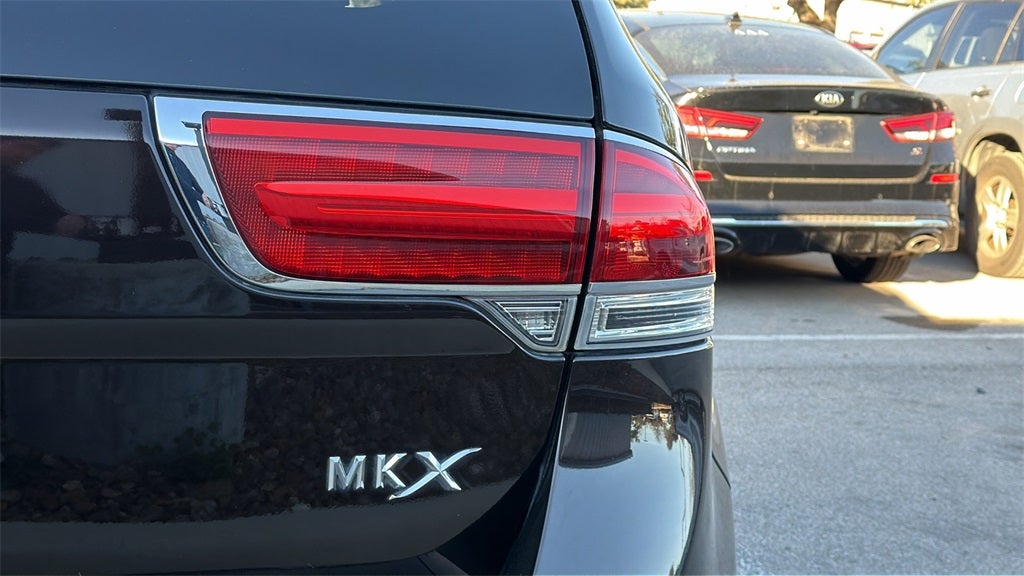 2013 Lincoln MKX Base