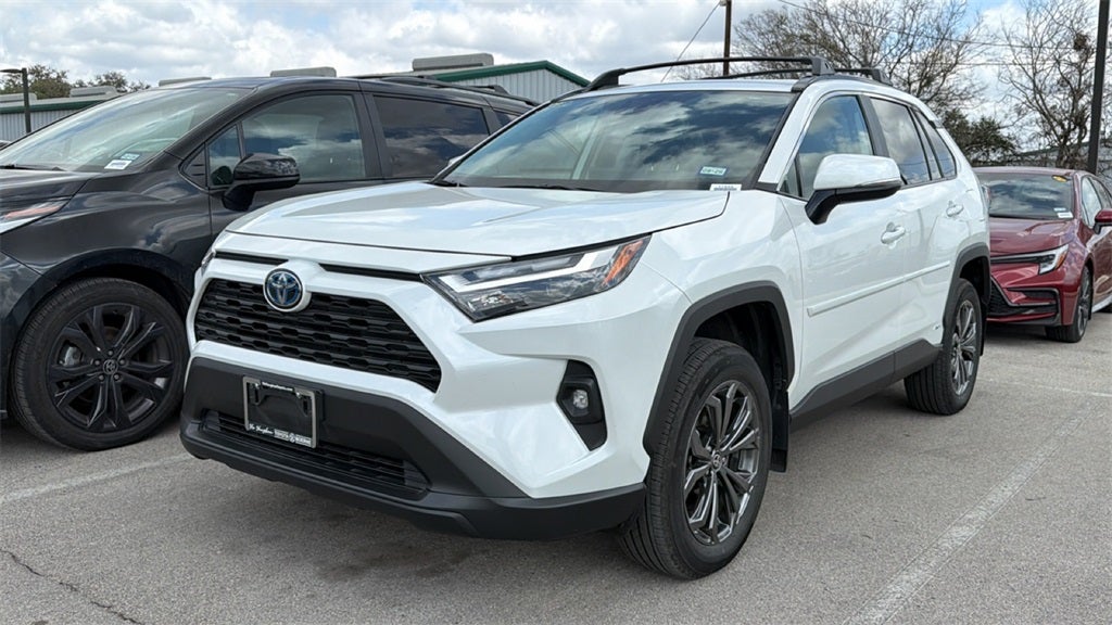 2024 Toyota RAV4 Hybrid XLE Premium