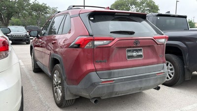 2025 Toyota RAV4 XLE Premium