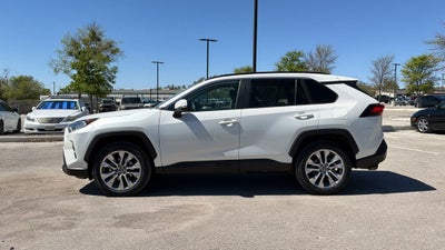 2021 Toyota RAV4 XLE Premium