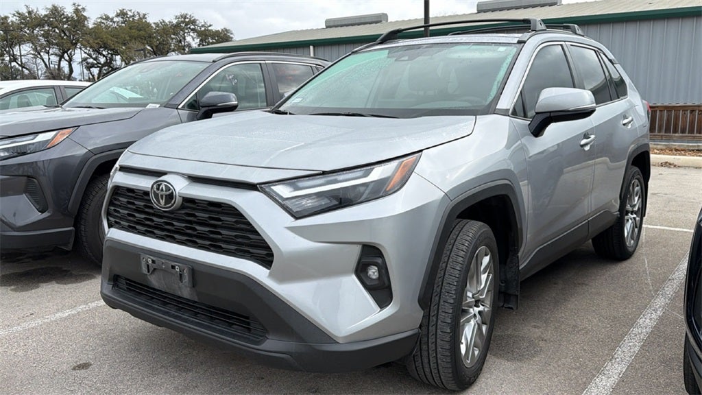 2022 Toyota RAV4 XLE Premium