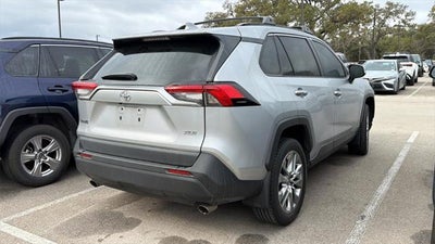 2022 Toyota RAV4 XLE Premium