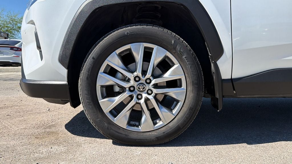 2024 Toyota RAV4 XLE Premium