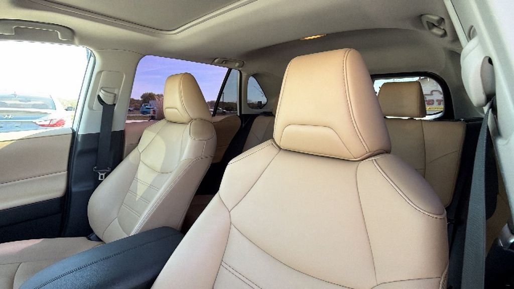 2019 Toyota RAV4 XLE Premium