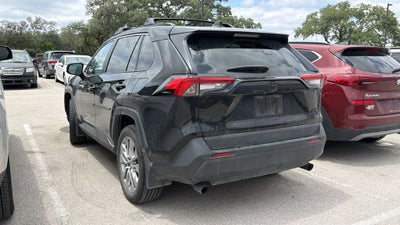 2025 Toyota RAV4 XLE Premium