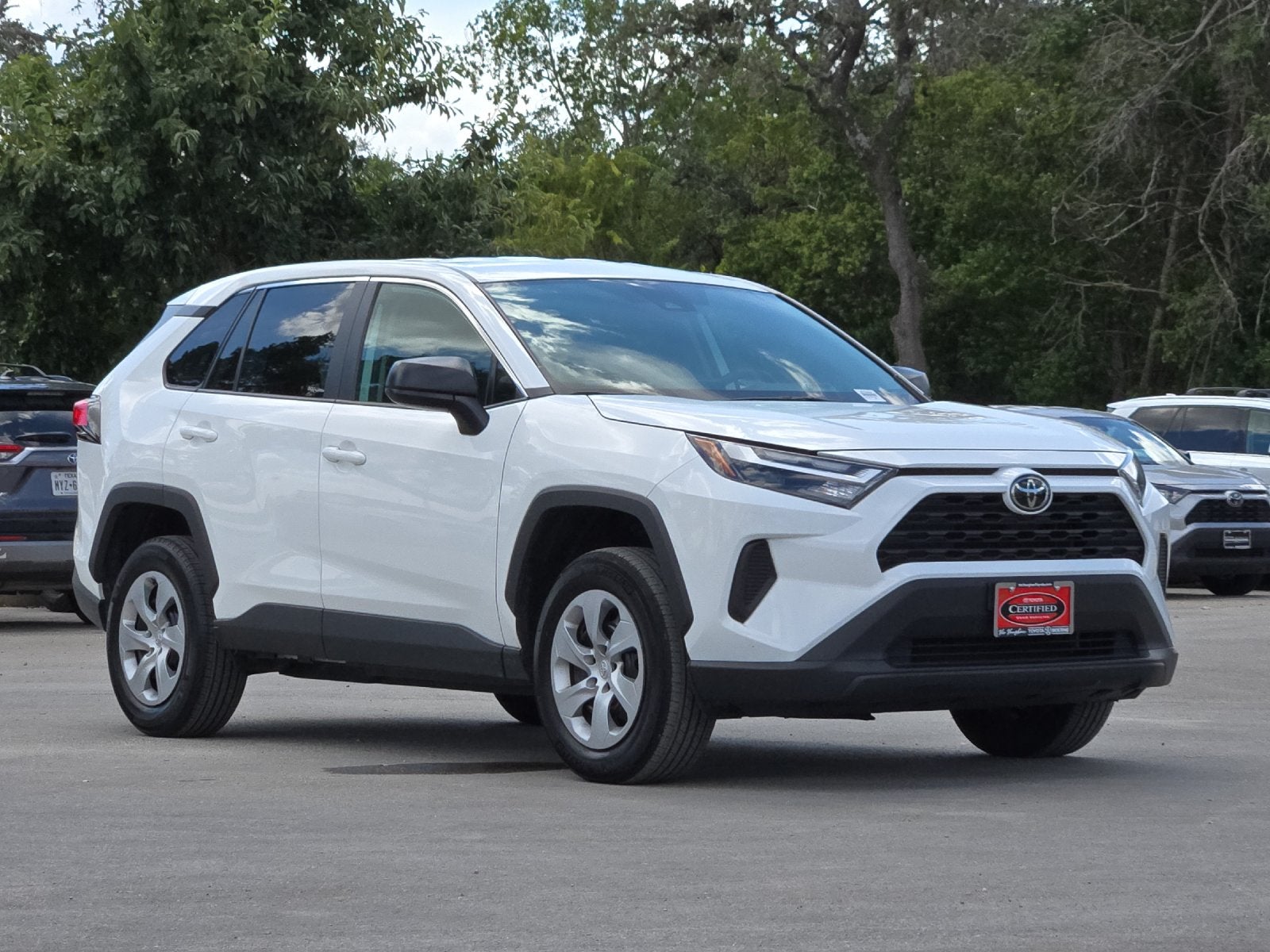 2025 Toyota RAV4 LE