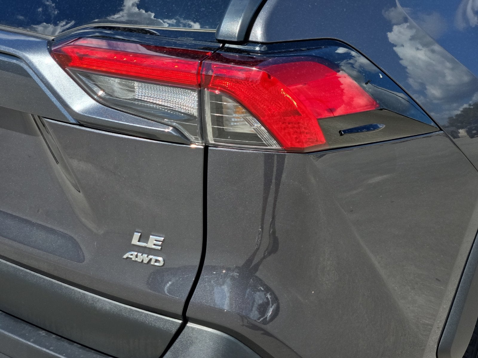 2025 Toyota RAV4 LE