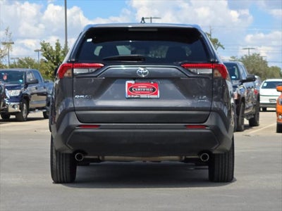 2025 Toyota RAV4 LE