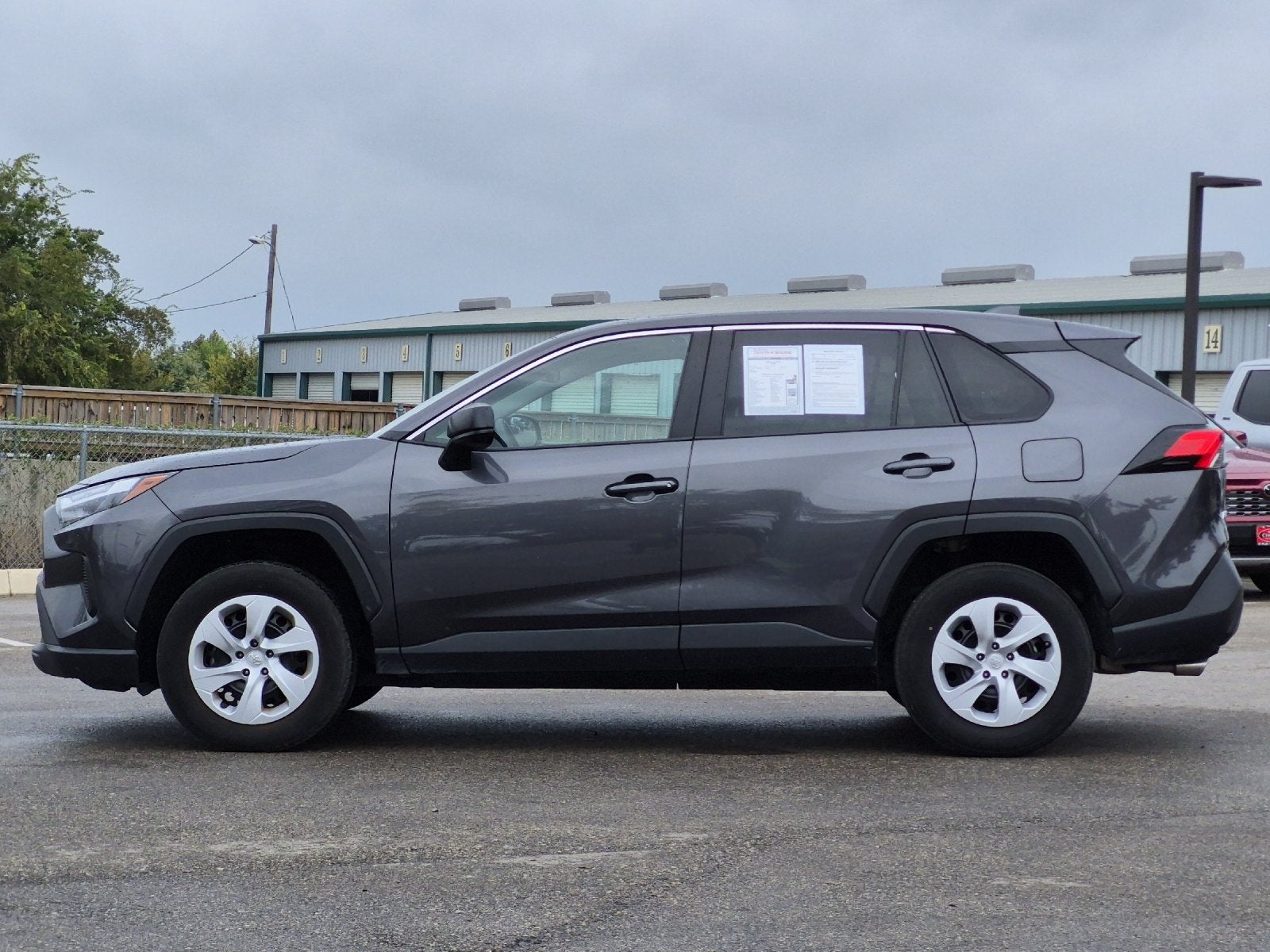 2025 Toyota RAV4 LE