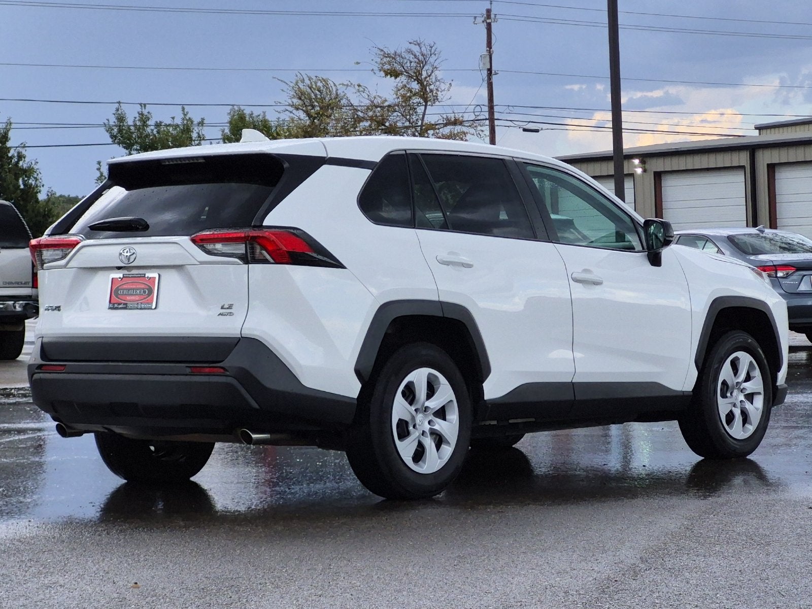 2025 Toyota RAV4 LE