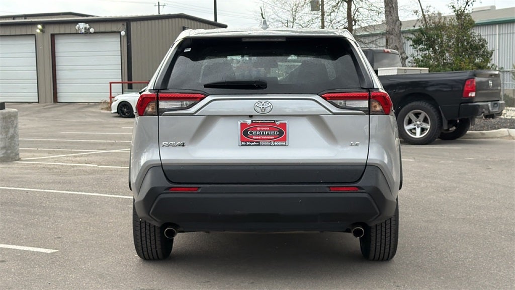 2024 Toyota RAV4 LE