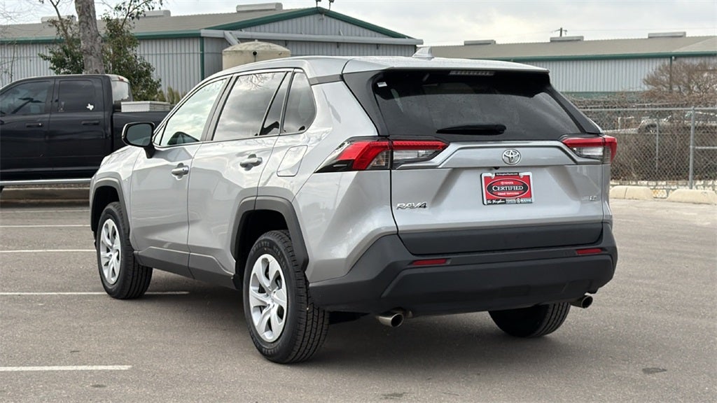 2024 Toyota RAV4 LE