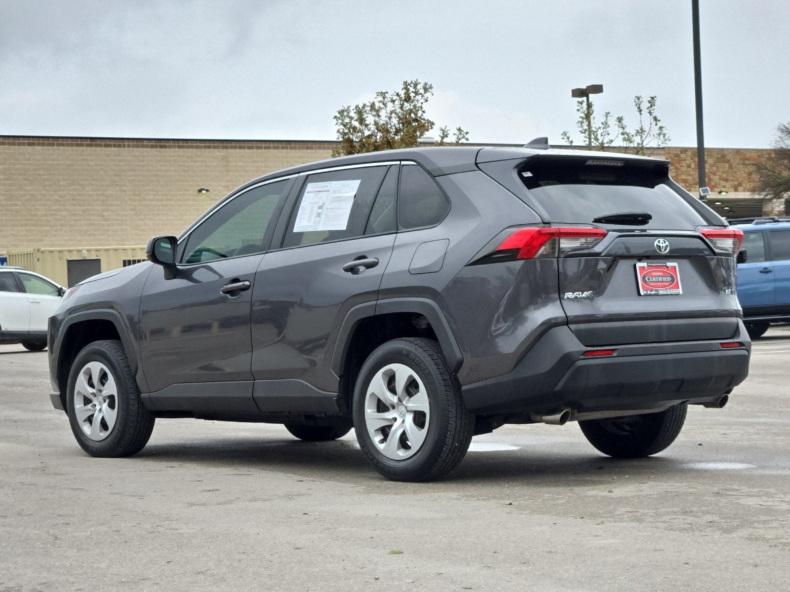 2024 Toyota RAV4 LE