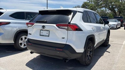 2025 Toyota RAV4 LE