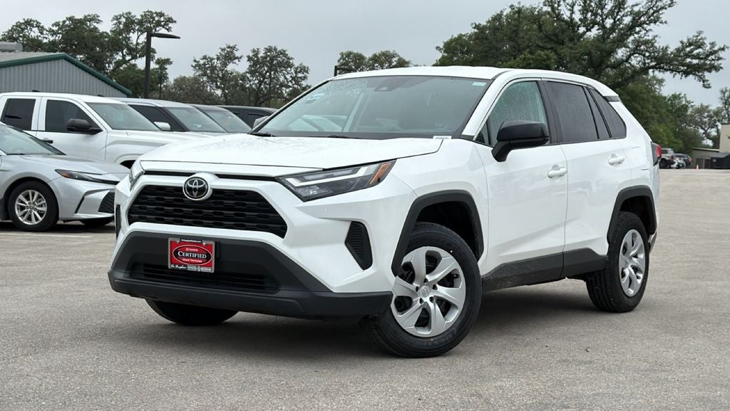 2025 Toyota RAV4 LE
