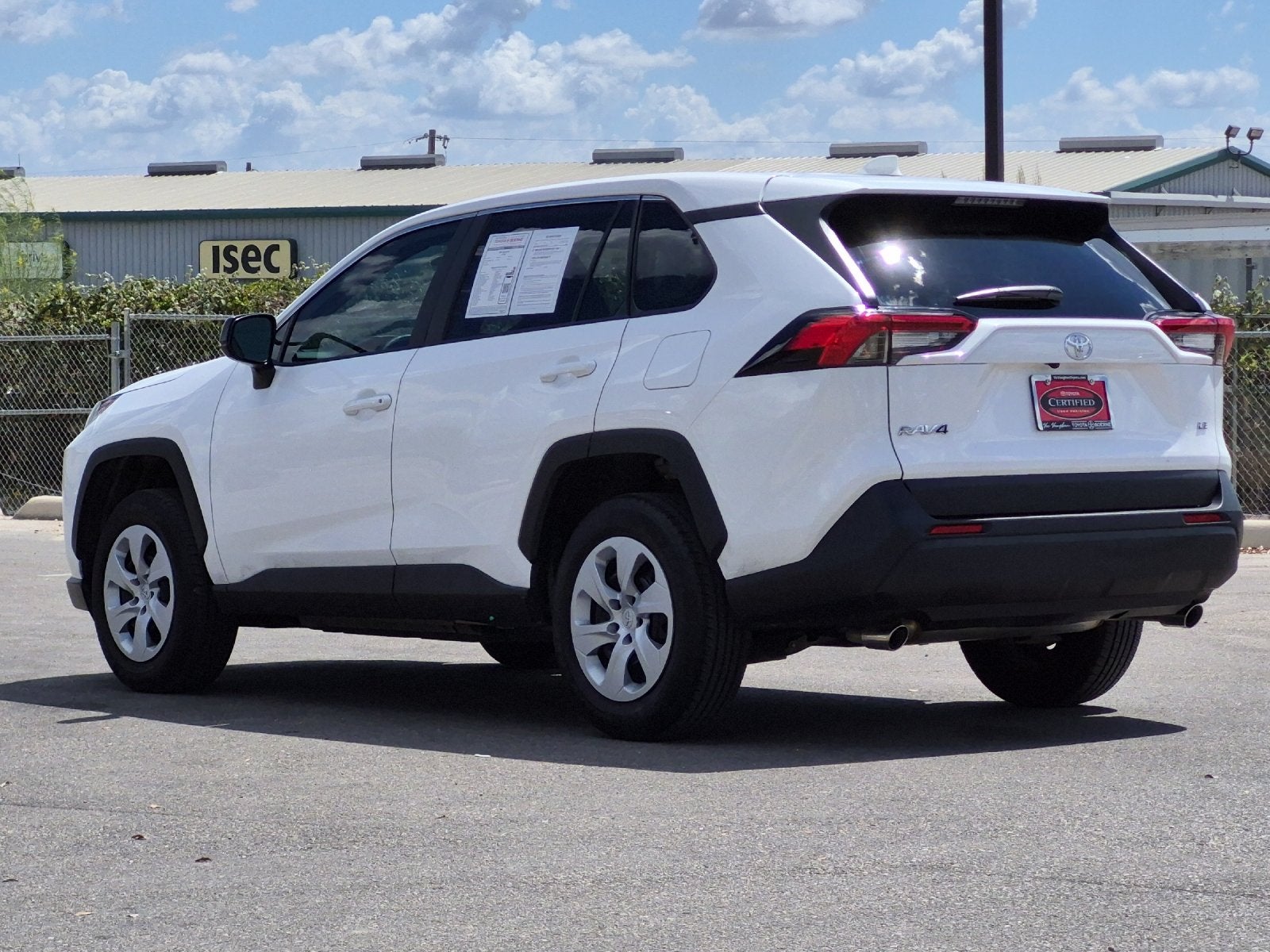 2025 Toyota RAV4 LE
