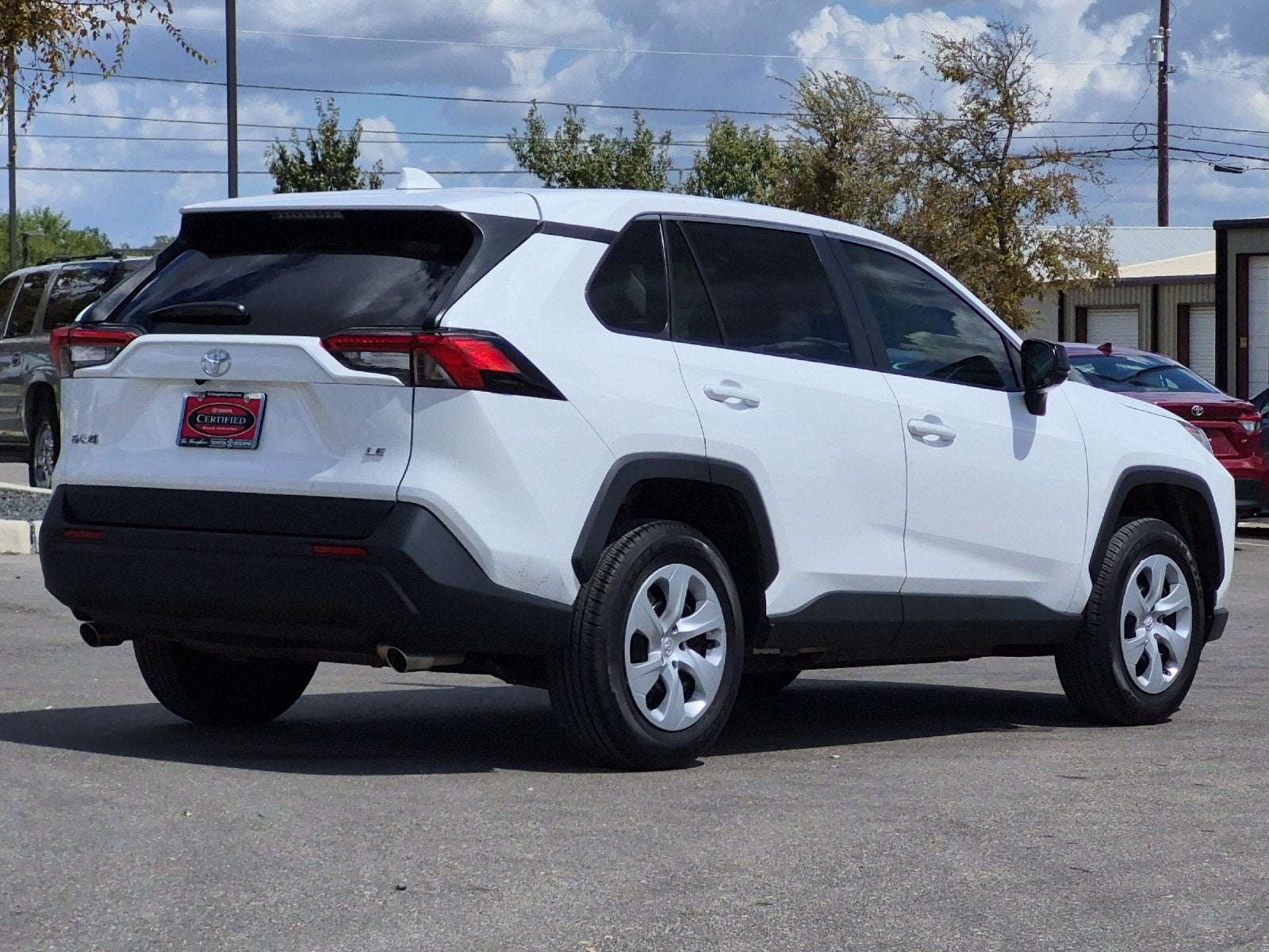2025 Toyota RAV4 LE