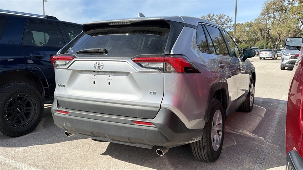 2025 Toyota RAV4 LE
